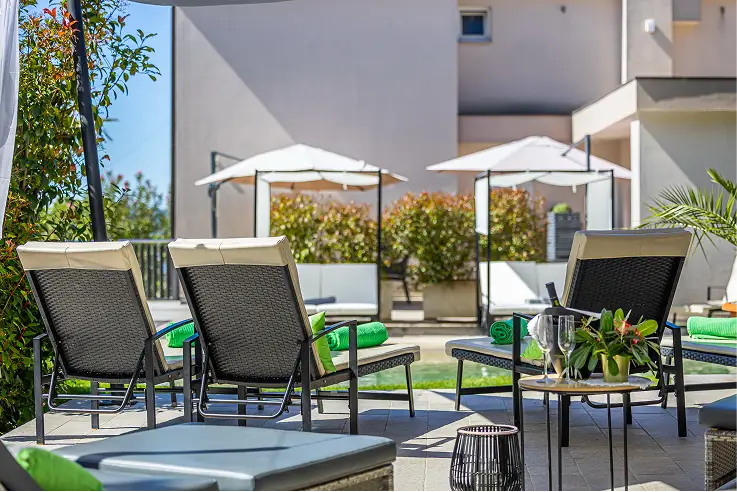 Apartments-Bego-Why-Us-1 Apartments Bego Pool Area